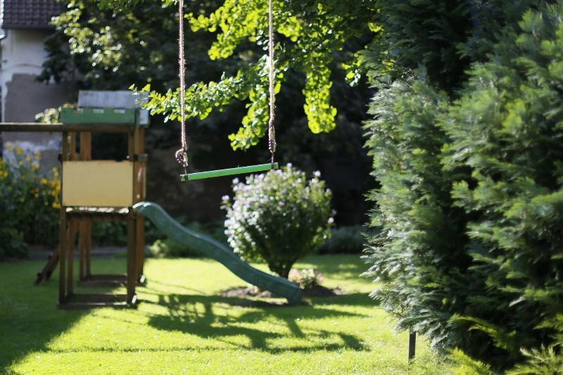Aux Deux Clefs Hostellerie Groff Biesheim Екстериор снимка